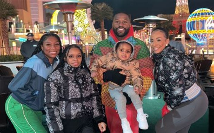 Explore The Lives Of Floyd Mayweather's Children